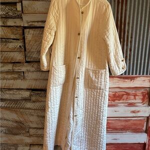 Elegant Vintage Cream Quilted Robe by Eve Stillman Couture